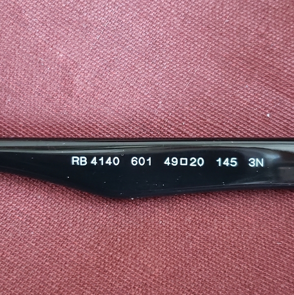 Black Ray-Bans, new without tags, comes with case! - Picture 5 of 5